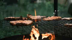 Grill masters swear by this sauce for smoky, peppery, authentic flavor